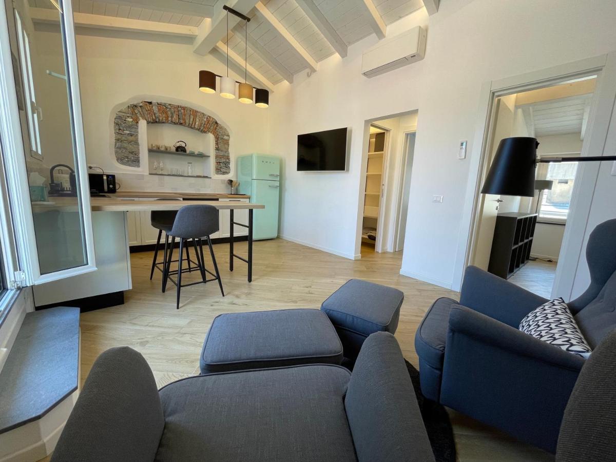 Sun Luxury Apartment In Centro Storico Киавари Екстериор снимка